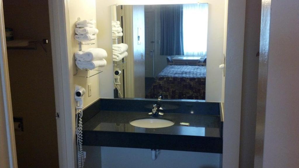 פרסקוט Heritage House Motel מראה חיצוני תמונה